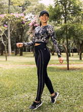 Load image into Gallery viewer, Tanzanite top