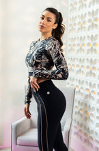 Load image into Gallery viewer, Tanzanite top