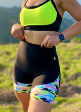 Load image into Gallery viewer, Colorful camo shorts