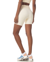 Load image into Gallery viewer, Krissy shorts set (cream)
