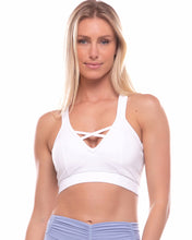 Load image into Gallery viewer, Exotic crop (white)
