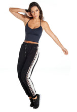 Load image into Gallery viewer, Leopard print joggers
